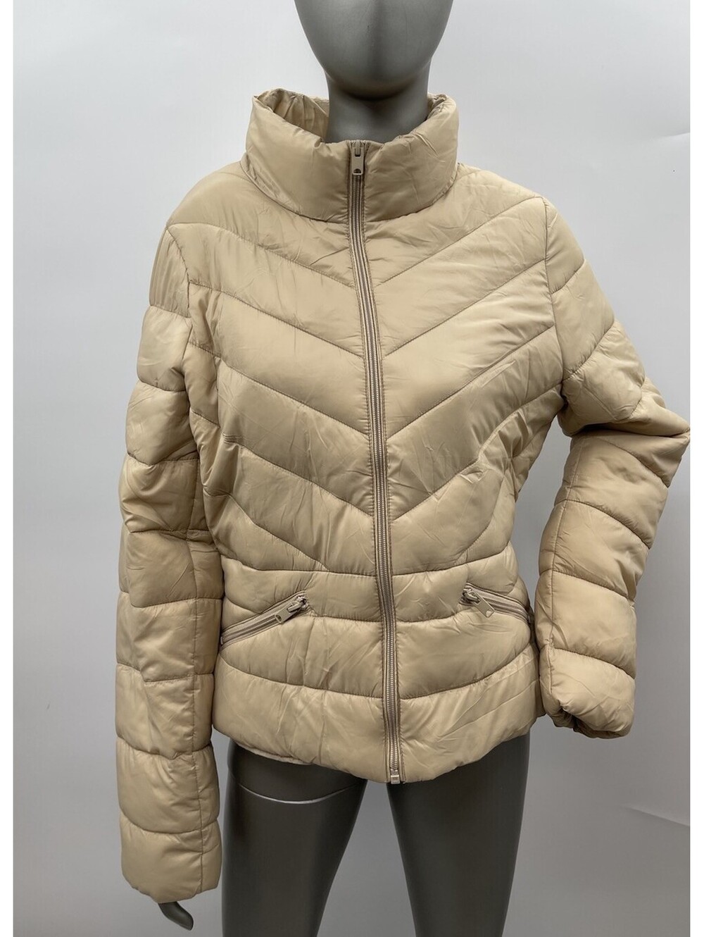 NWT Love Tree Women’s Full Zip Long Sleeve Puffer Jacket, Color Khaki Size L